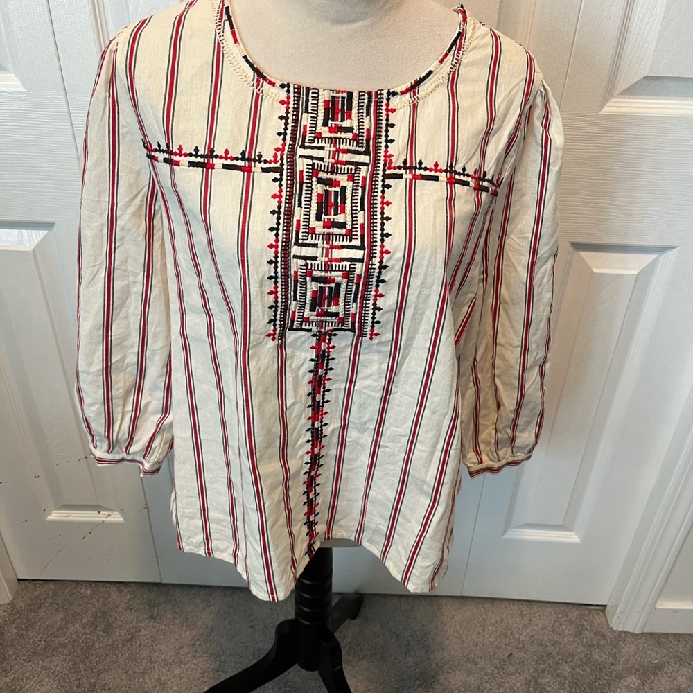 Celestial Blue size M 100% cotton Embroidered White and Red Women's Top